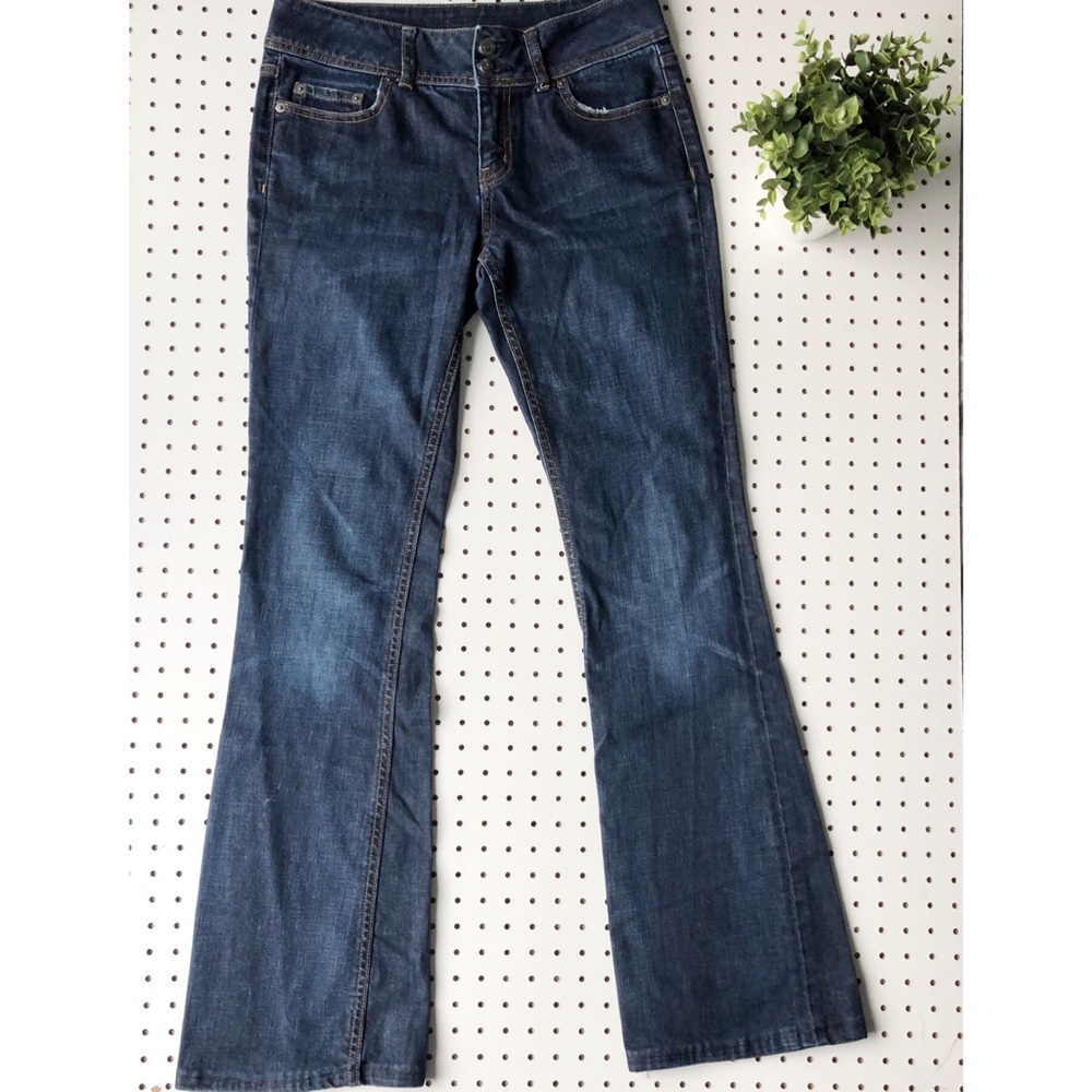 LONDONJEAN Victoria’s Secret dark wash denim